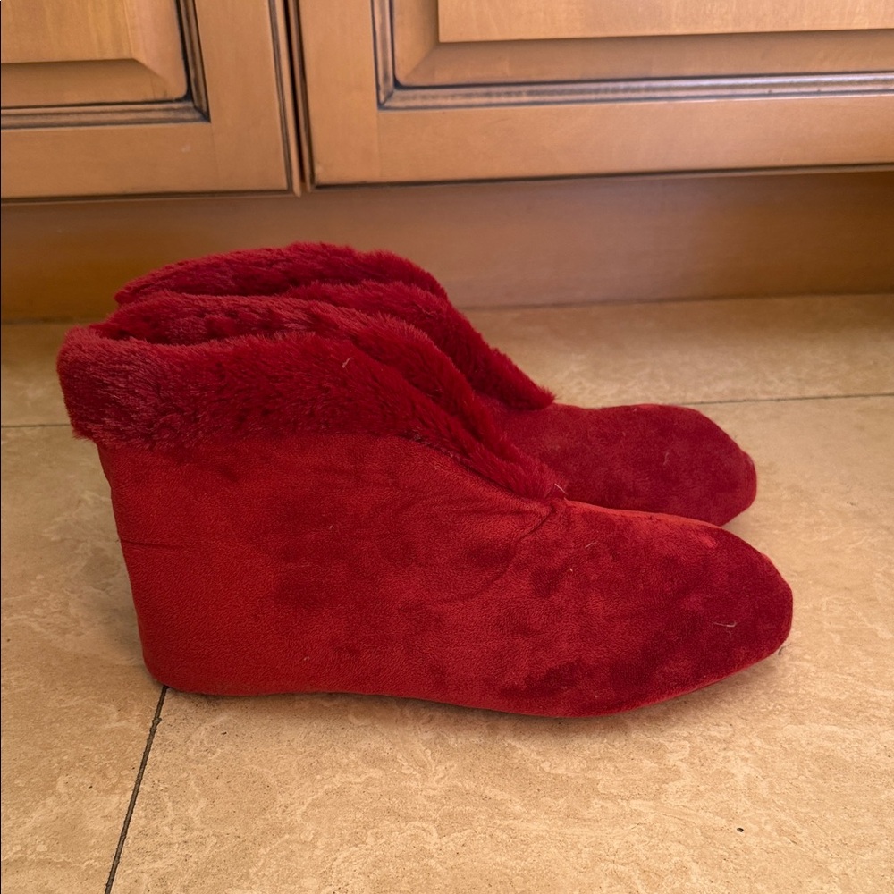Cozy Red Faux Fur Slippers
